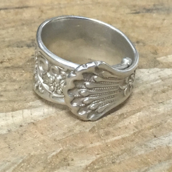 Might Just Keep for Myself Stunning Band Spoon Ring